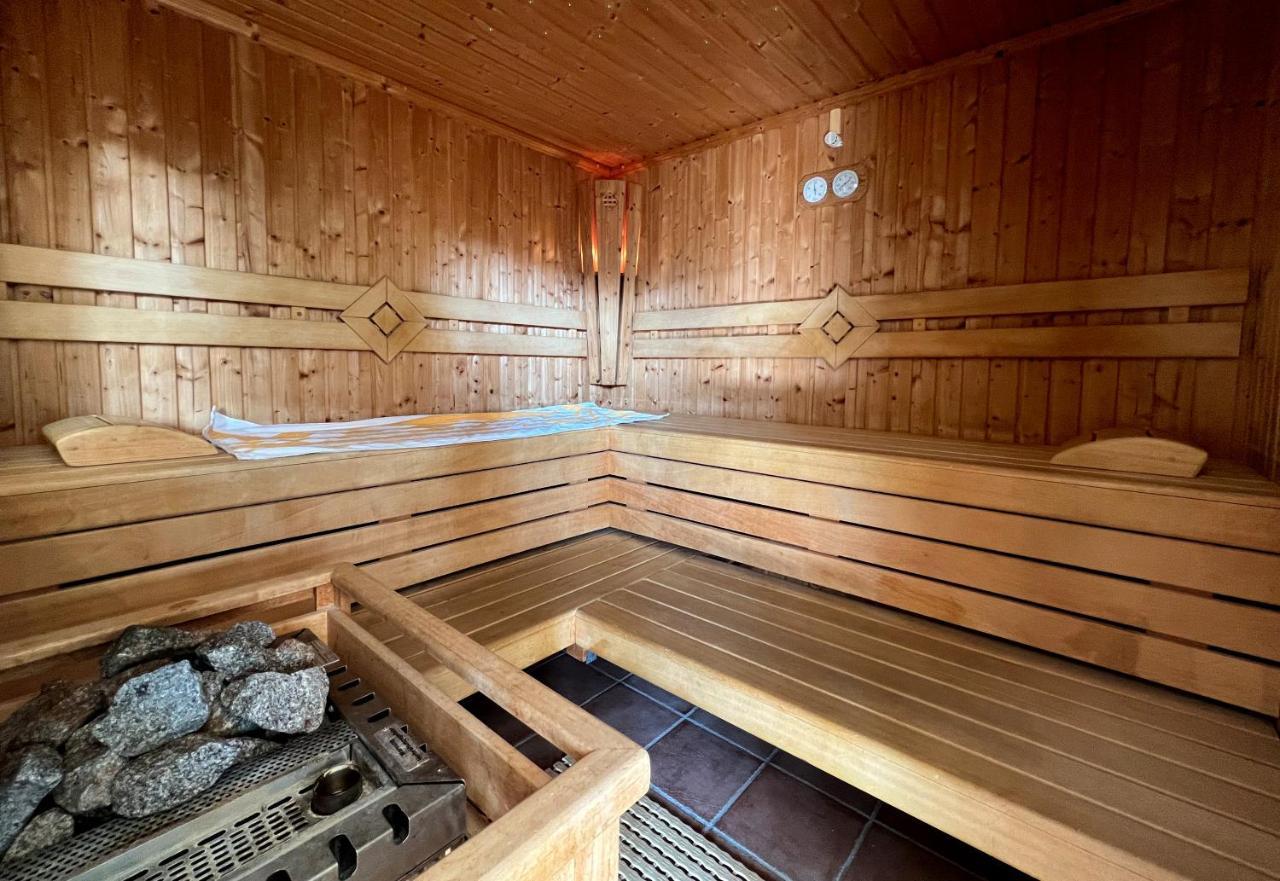 Hotel Am Hirschhorn Wilgartswiesen Buitenkant foto